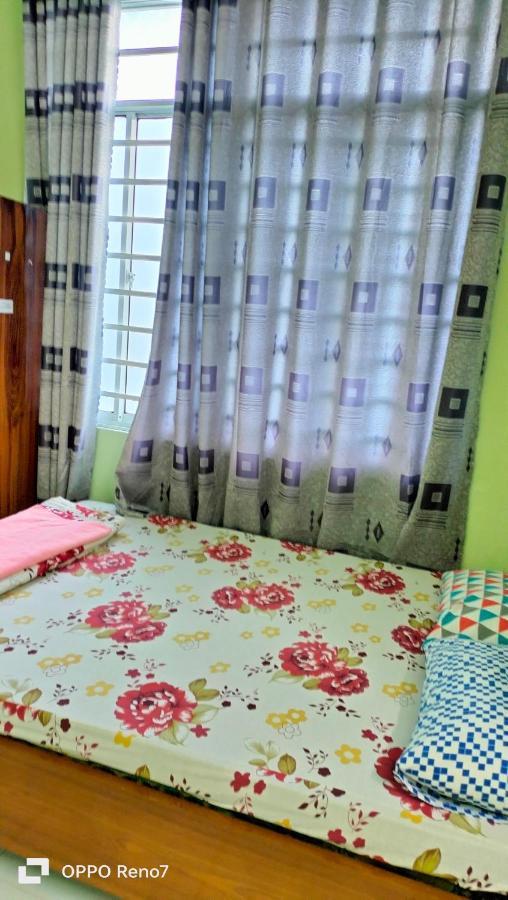 Bed and Breakfast Nha Nghi Lam Tung Нячанг Екстер'єр фото